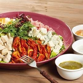 沙律食譜:美式考博沙律(CobbSalad)的地道作法! 沙律食譜:美式考博沙律(CobbSalad)的地道作法!